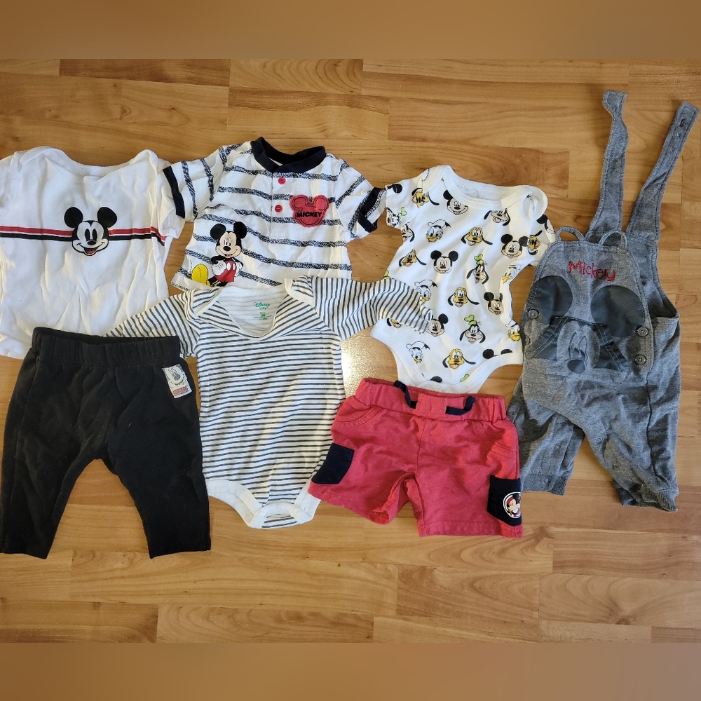 Disney Baby Bundle 0-6M, 7 Pieces kids 0 to 6 months